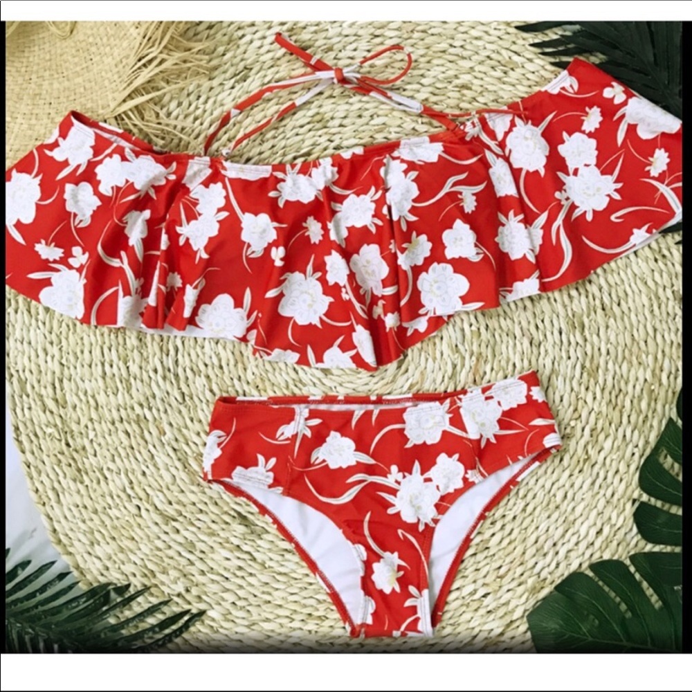 3X - HP  LAST 1 - Floral Ruffle Bikini - Picture 2 of 2